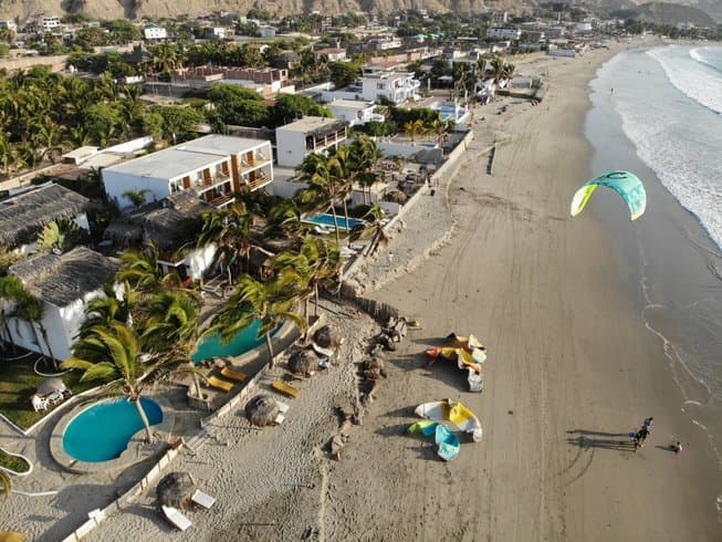 El Nuro (Cabo Blanco), Peru